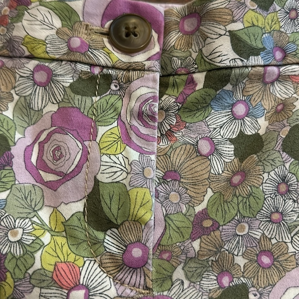Ann Loft Taylor Chino Purple Floral Shorts Size 4 - Picture 5 of 11